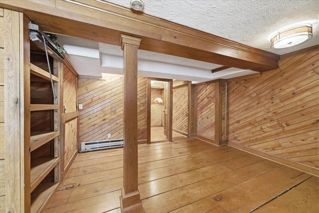 9561 Maple Tree ROAD, Kewaskum, WI 53040