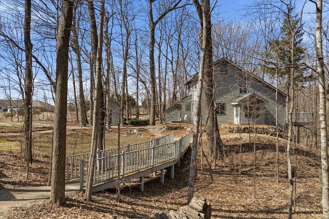 9561 Maple Tree ROAD, Kewaskum, WI 53040