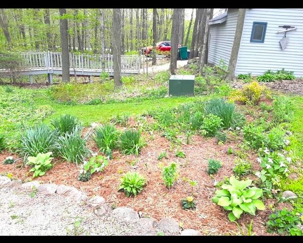 9561 Maple Tree ROAD, Kewaskum, WI 53040