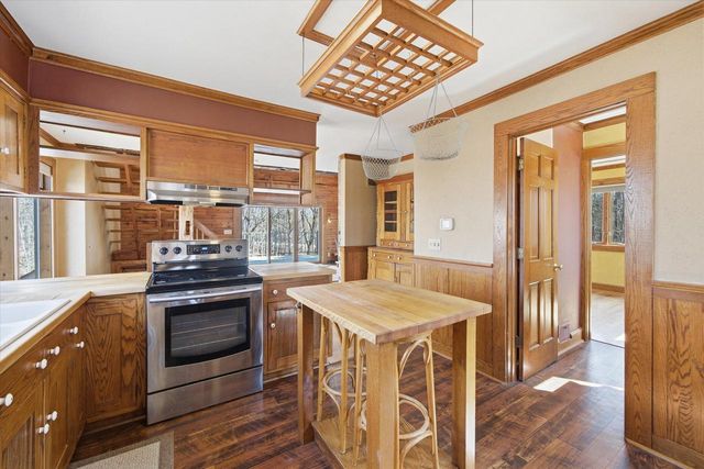 9561 Maple Tree ROAD, Kewaskum, WI 53040