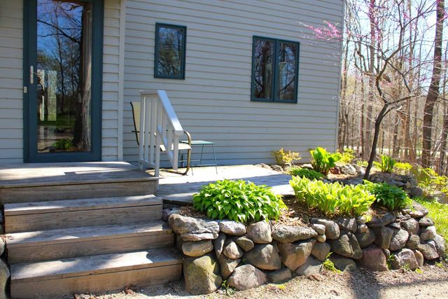 9561 Maple Tree ROAD, Kewaskum, WI 53040