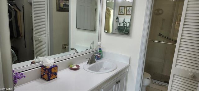 219 Fox Glen DR 1107, Naples, FL 34104