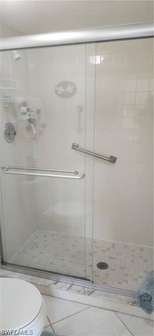 219 Fox Glen DR 1107, Naples, FL 34104