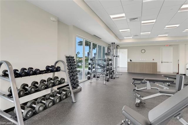 219 Fox Glen DR 1107, Naples, FL 34104