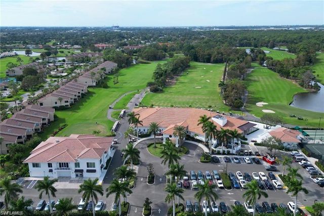 219 Fox Glen DR 1107, Naples, FL 34104