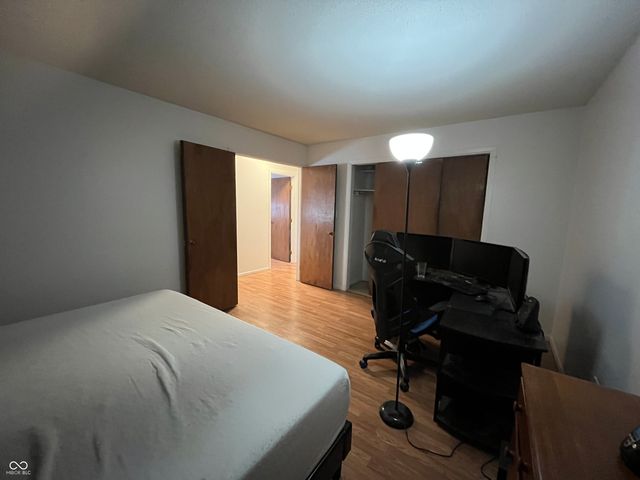 6022 Oakbrook Lane, Indianapolis, IN 46254