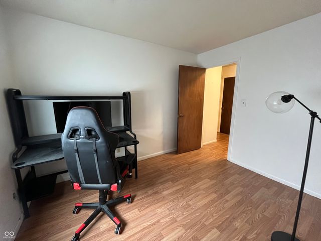 6022 Oakbrook Lane, Indianapolis, IN 46254