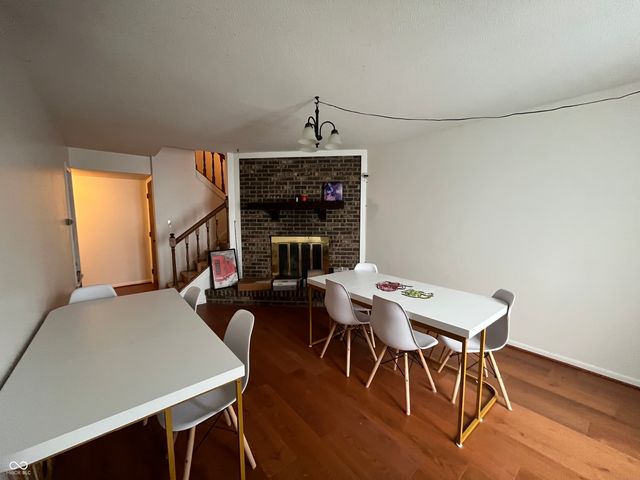 6022 Oakbrook Lane, Indianapolis, IN 46254