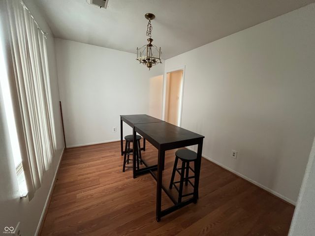 6022 Oakbrook Lane, Indianapolis, IN 46254