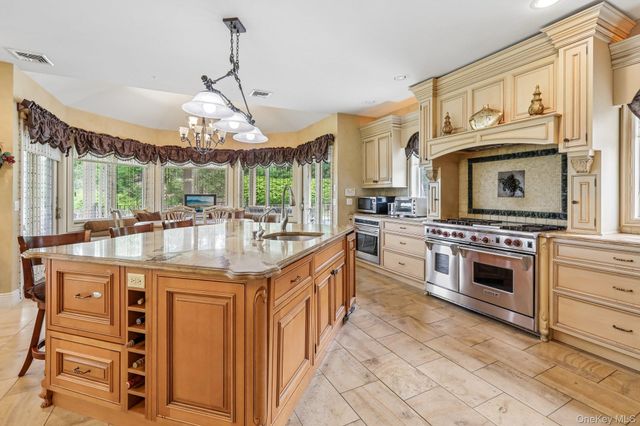 250 Old Mill Road, West Nyack, NY 10994