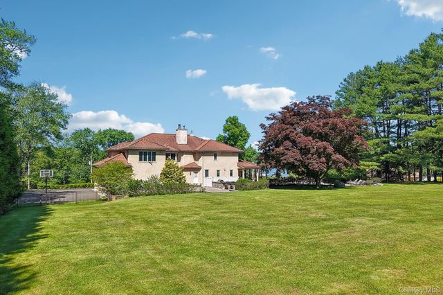 250 Old Mill Road, West Nyack, NY 10994