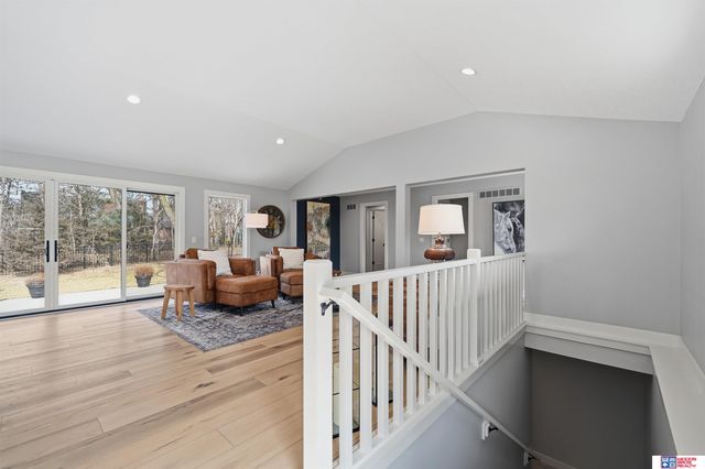 8040 Northshore Drive, Lincoln, NE 68516