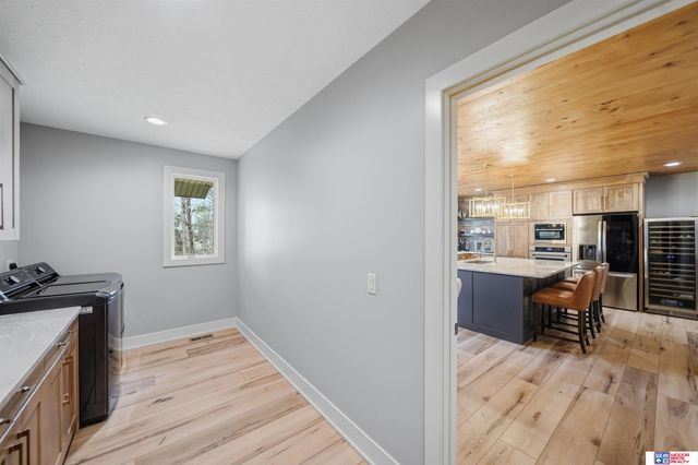 8040 Northshore Drive, Lincoln, NE 68516