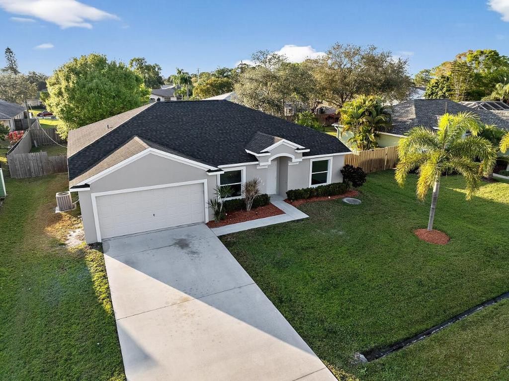 1382 SE Concha Street, Port St. Lucie, Port St Lucie, FL 34983