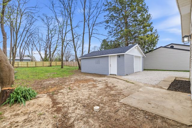 5521 S Randolph Street, Indianapolis, IN 46227