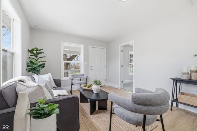 5521 S Randolph Street, Indianapolis, IN 46227