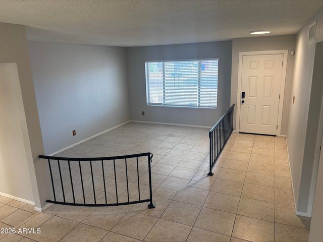 1237 W Ellis Street, Mesa, AZ 85201