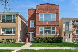 6150 W Thorndale Avenue, Chicago, IL 60646