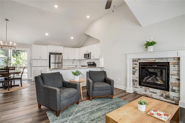 1908 Eagle Drive, Harrisonville, MO 64701