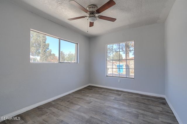 10368 Potencia Drive B, Socorro, TX 79927