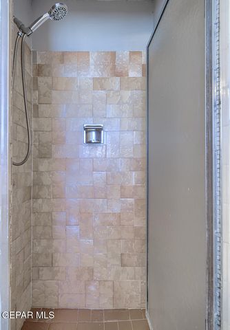 10368 Potencia Drive B, Socorro, TX 79927