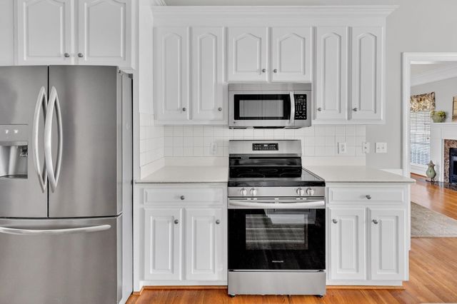 11 Shannon Creek Court, Greenville, SC 29615