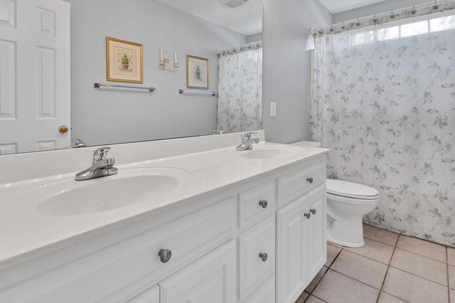 11 Shannon Creek Court, Greenville, SC 29615