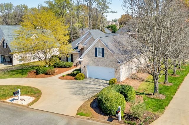 11 Shannon Creek Court, Greenville, SC 29615