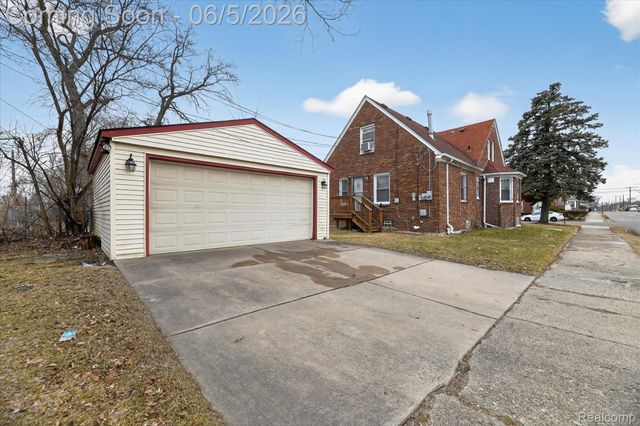 18314 Indiana Street, Detroit, MI 48221