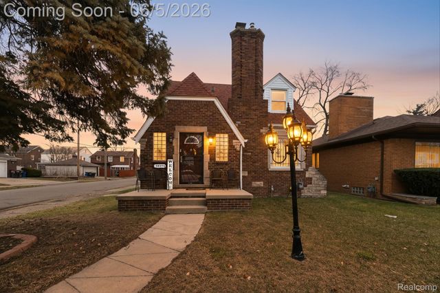 18314 Indiana Street, Detroit, MI 48221