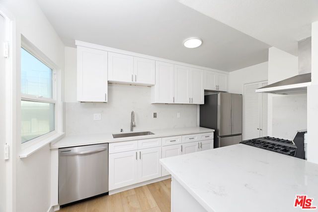 3604 Kalsman Drive 2, Los Angeles, CA 90016