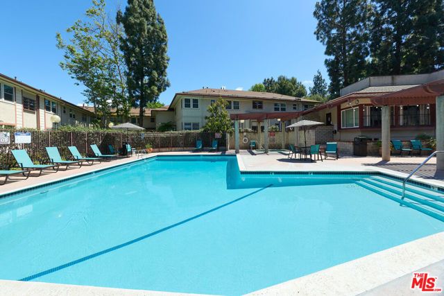 3604 Kalsman Drive 2, Los Angeles, CA 90016