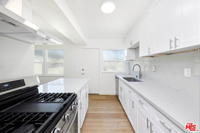 3604 Kalsman Drive 2, Los Angeles, CA 90016