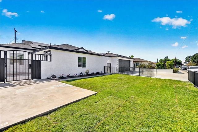 11131 Ticonderoga, Los Alamitos, CA 90720