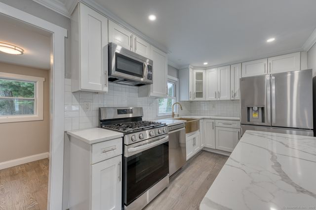 246 Delaware Drive, Stratford, CT 06614