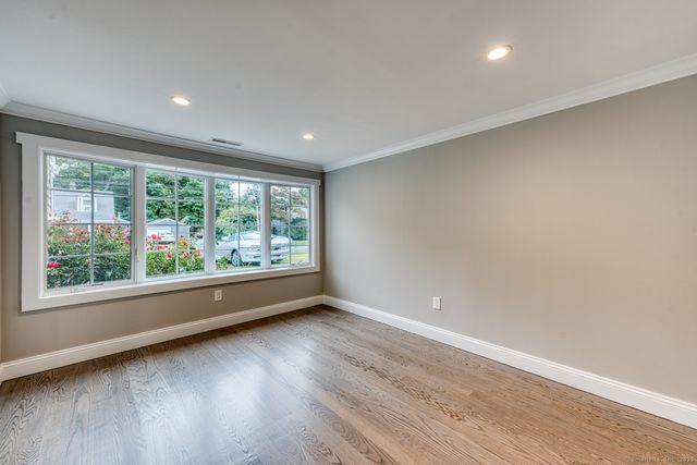 246 Delaware Drive, Stratford, CT 06614