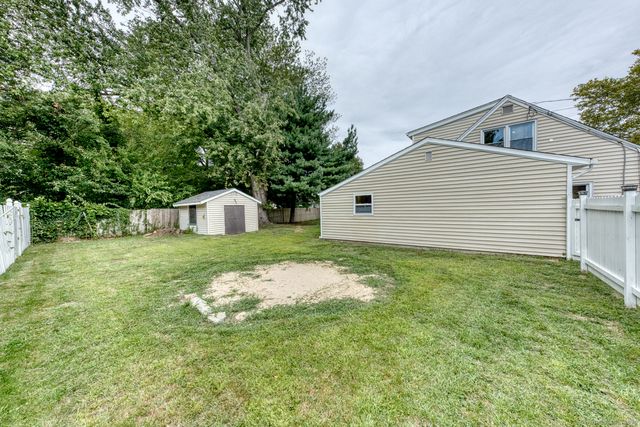 246 Delaware Drive, Stratford, CT 06614