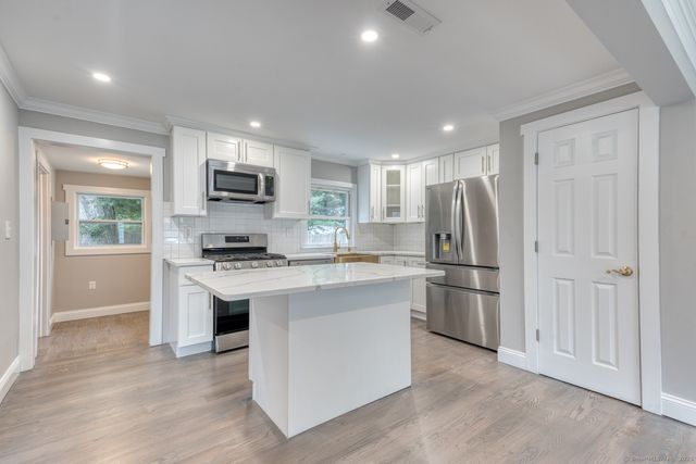 246 Delaware Drive, Stratford, CT 06614