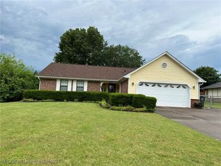5108 S 94th Street, Fort Smith, AR 72903