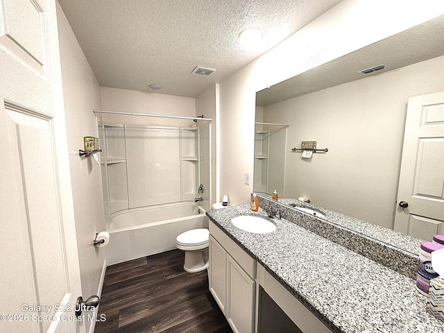 1043 Corbin Circle SW, Palm Bay, FL 32908