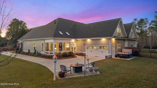 2157 Simmerman Way, Leland, NC 28451