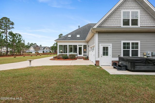 2157 Simmerman Way, Leland, NC 28451