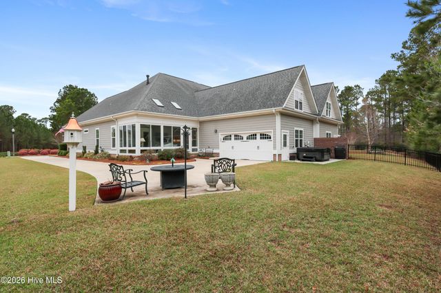 2157 Simmerman Way, Leland, NC 28451