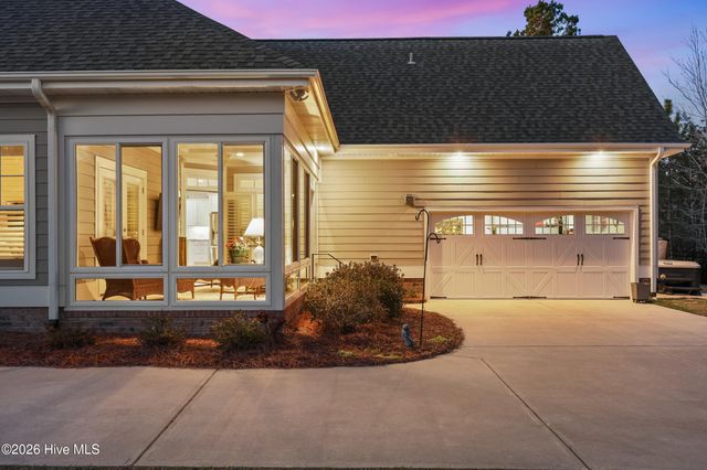 2157 Simmerman Way, Leland, NC 28451