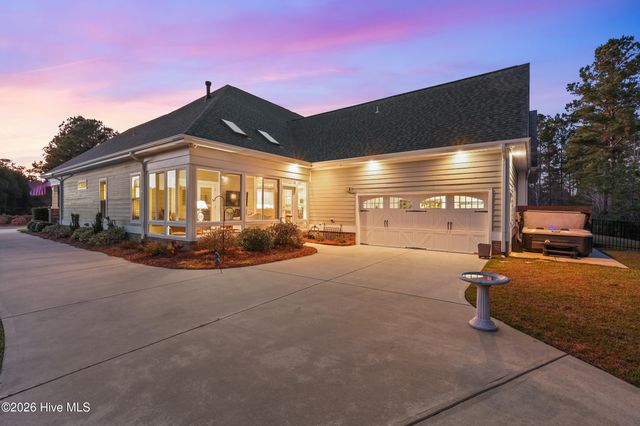 2157 Simmerman Way, Leland, NC 28451