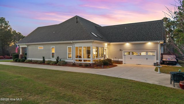 2157 Simmerman Way, Leland, NC 28451