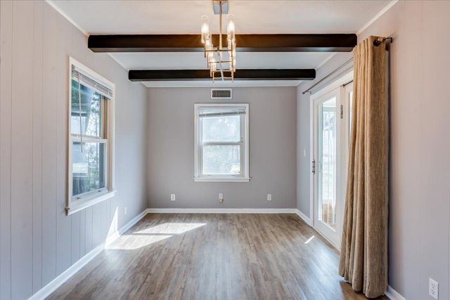 2524 S Hydraulic St, Wichita, KS 67216