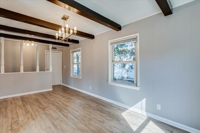 2524 S Hydraulic St, Wichita, KS 67216