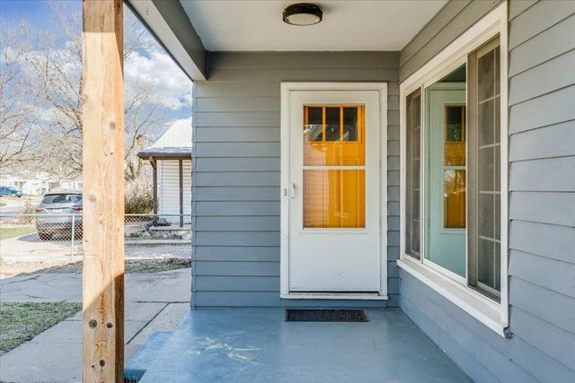 2524 S Hydraulic St, Wichita, KS 67216