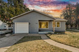 2524 S Hydraulic St, Wichita, KS 67216